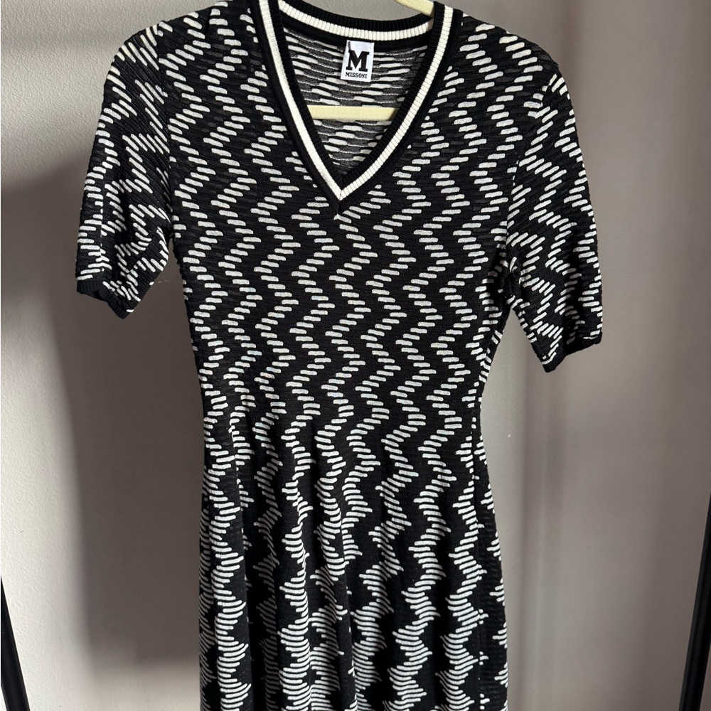 M by Missoni Monochrome Wave Pattern Midi Dress